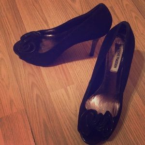 Steve Madden suede shoes